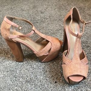 Jessica Simpson Platforms